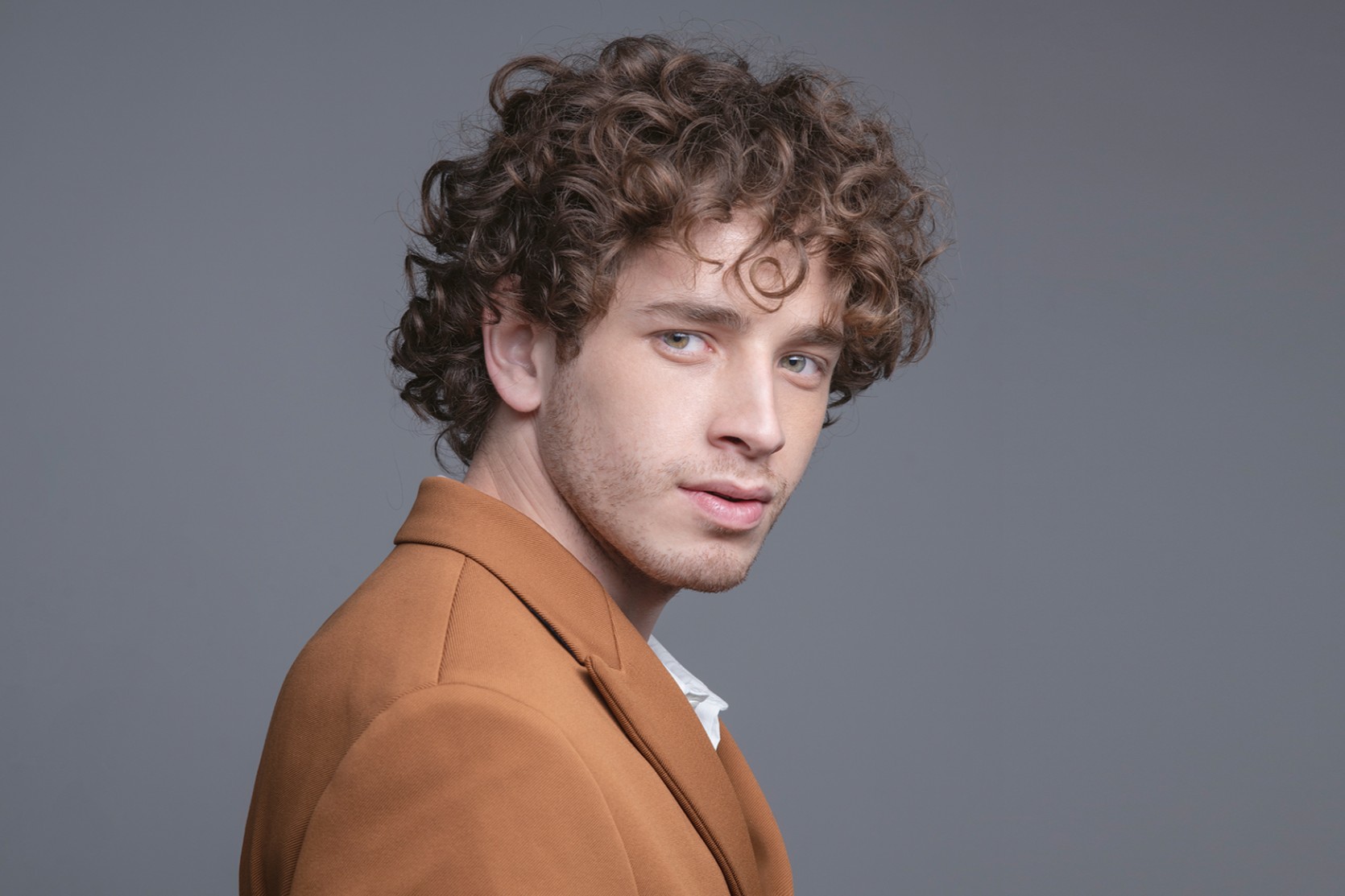 Cem Yiğit Üzümoğlu hangi okuldan mezun? Cem Yiğit Üzümoğlu hangi okuldan mezun?