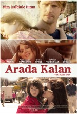 Arada Kalan (2012) afişi Arada Kalan (2012) afişi