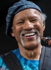 Charles Neville fotoğrafı Charles Neville fotoğrafı