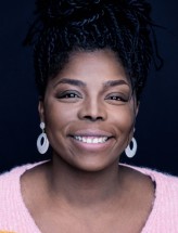 Dela Dabulamanzi fotoğrafı