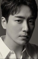 Lee Jun-hyuk fotoğrafı