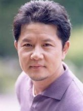 Lee Kyeong-yeong (i) fotoğrafı
