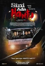 Sini Ada Hantu (2011) afişi