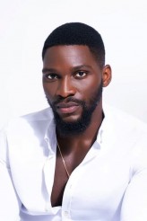 Tobi Bakre fotoğrafı