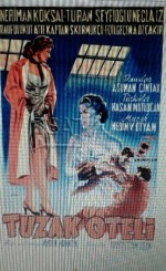 Tuzak Oteli (1956) afişi