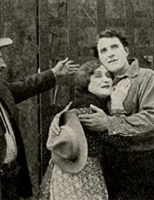 A Golden Rainbow (1915) afişi