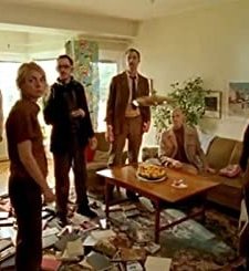 Bir Daire Ve Altı Davulcu İçin Müzik (2001) afişi