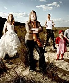 Cast Offs (2009) afişi