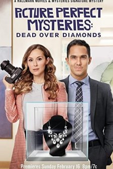 Dead Over Diamonds: Picture Perfect Mysteries (2020) afişi