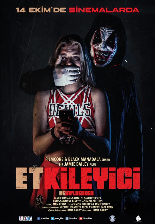 Etkileyici (2022) afişi Etkileyici (2022) afişi