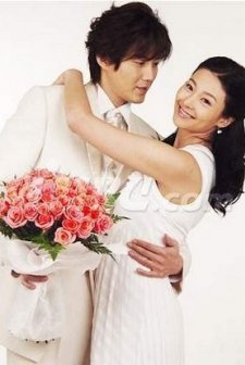 Güllerin Savaşı (2004) afişi