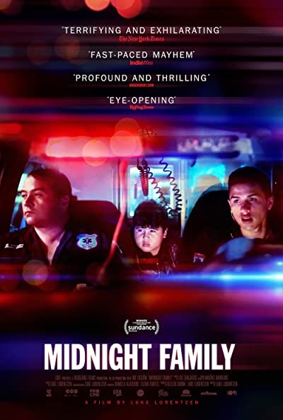 Geceyarısı Ailesi (2019) afişi Geceyarısı Ailesi (2019) afişi