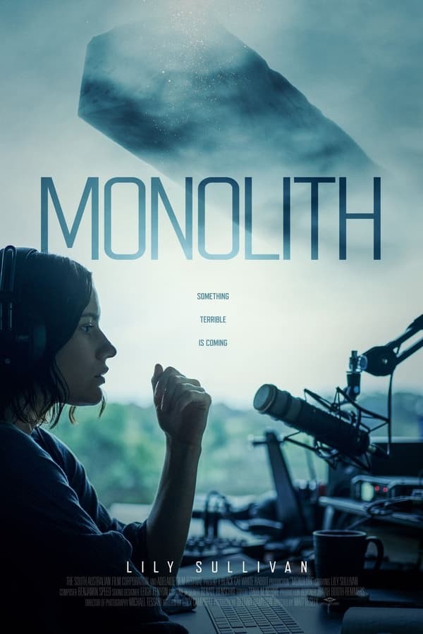 Monolith (2022) afişi Monolith (2022) afişi