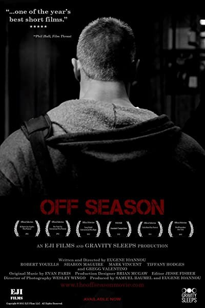 Off Season (2012) afişi Off Season (2012) afişi