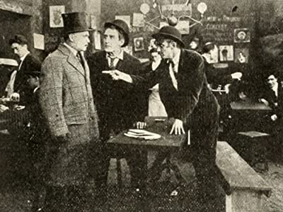 Shadows of the Moulin Rouge (1913) afişi Shadows of the Moulin Rouge (1913) afişi