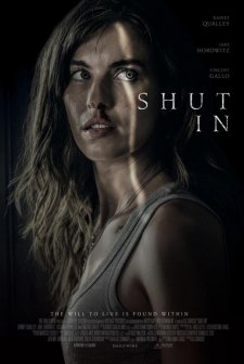 Shut In (2022) afişi