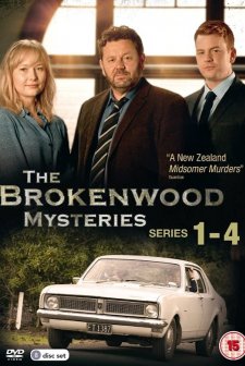 The Brokenwood Mysteries (2014) afişi