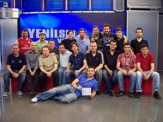 Yenilsen de Yensen de (2010) afişi Yenilsen de Yensen de (2010) afişi