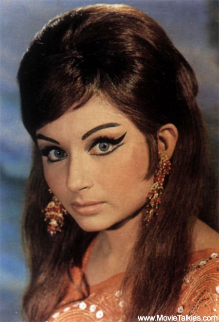 Sharmila Tagore Fotoğrafları 1