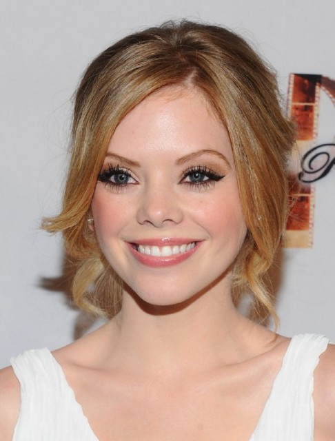 Dreama Walker Fotoğrafları 0