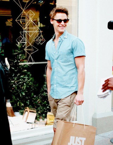 Rhys Wakefield Fotoğrafı