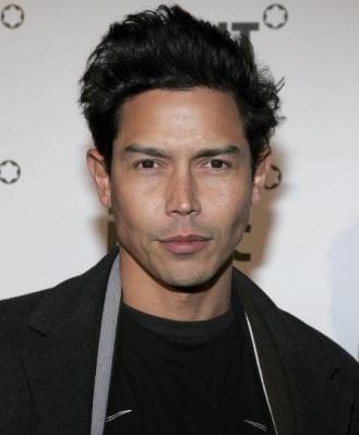 Anthony Ruivivar Fotoğrafları 7