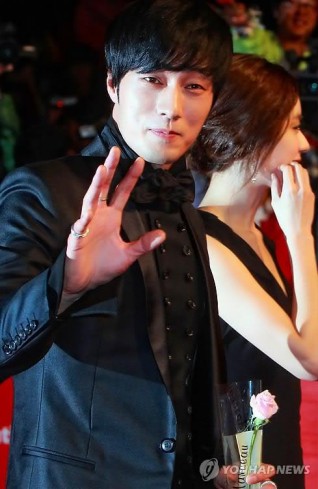 So Ji-seob Fotoğrafı
