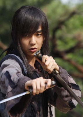 Yoo Seung-ho Fotoğrafı