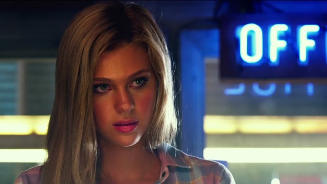 Nicola Peltz Fotoğrafları 51