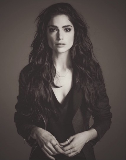 Janet Montgomery Fotoğrafları 19