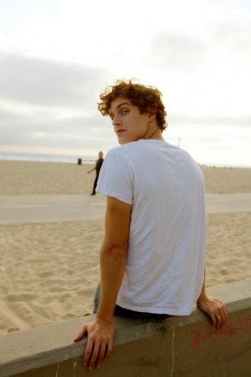 Daniel Sharman Fotoğrafı