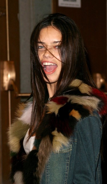 Adriana Lima Fotoğrafı