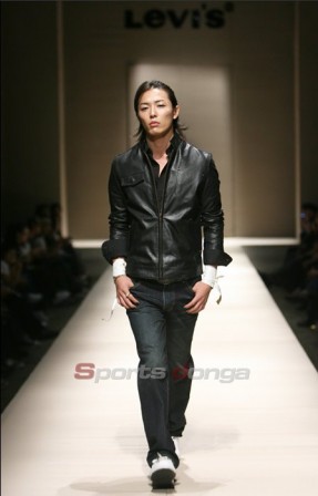 Kim Jae-Wook Fotoğrafı