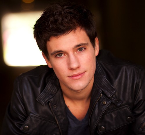 Drew Roy Fotoğrafları 12