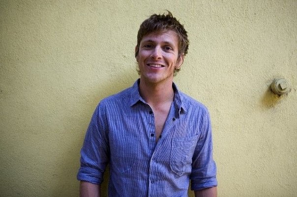 Charlie Bewley Fotoğrafı