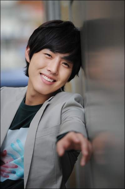 Baek Sung-hyun Fotoğrafları 1