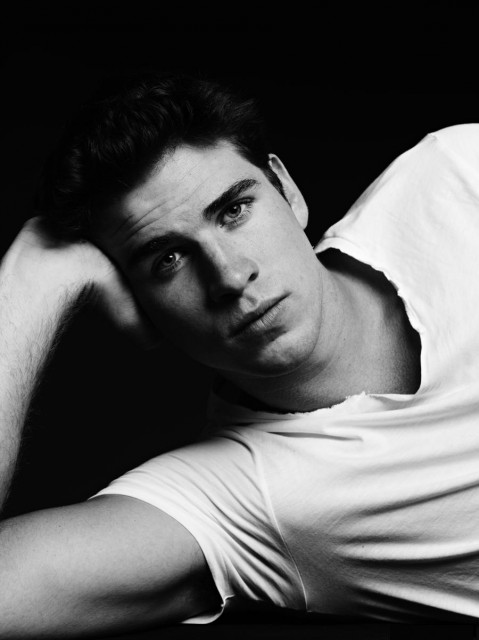 Liam Hemsworth Fotoğrafı