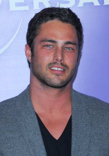 Taylor Kinney Fotoğrafları 11