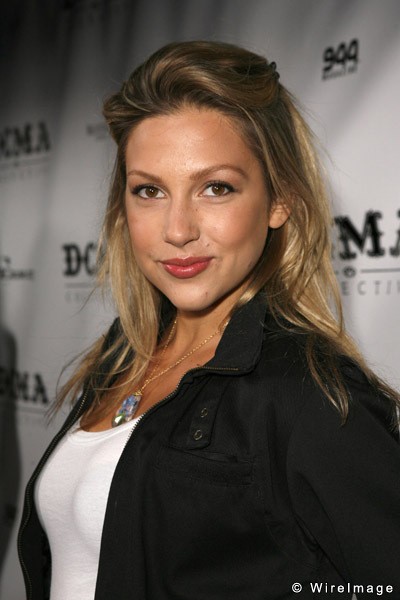 Miriam McDonald Fotoğrafları 7