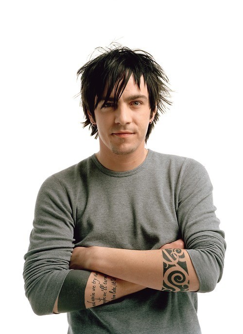 Adam Gontier Fotoğrafı