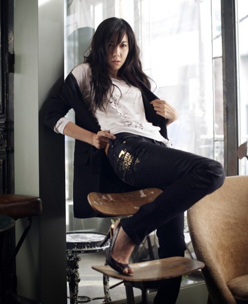 Lee Ji-Ah Fotoğrafı