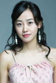Kang Rae-yun Fotoğrafı
