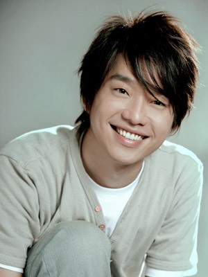 Nicholas Teo fotoğrafı