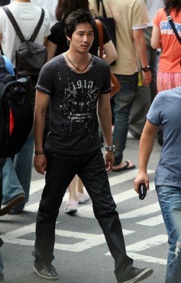 Kang Ji-hwan Fotoğrafı