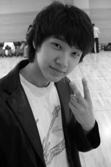 Ji Hyun-woo Fotoğrafı