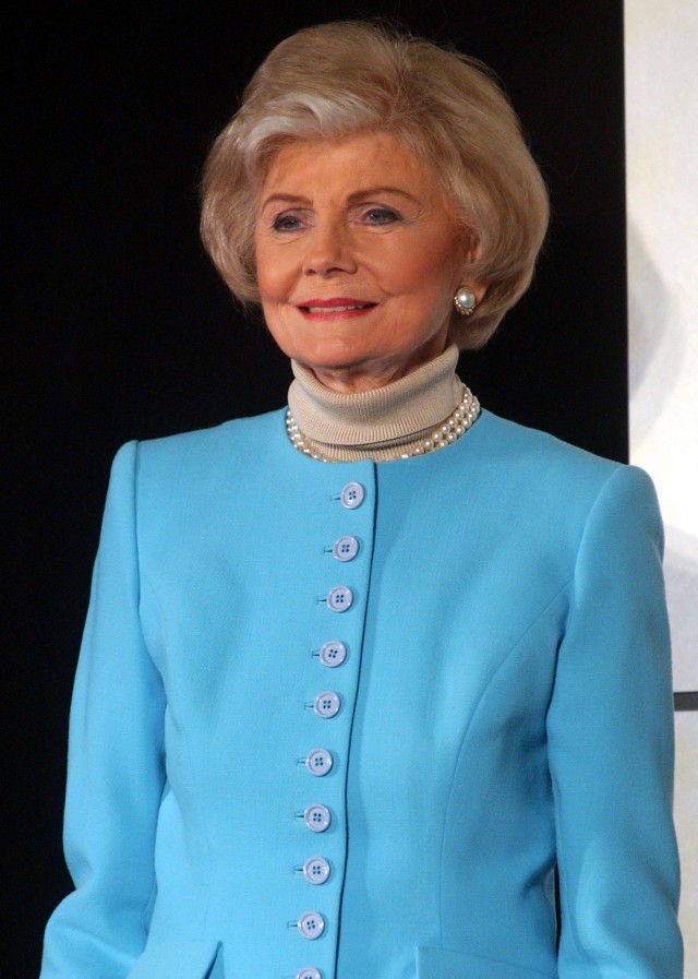 Barbara Billingsley Fotoğrafı