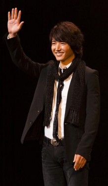 Yoon Sang-hyun Fotoğrafı