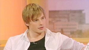Bradley James Fotoğrafı