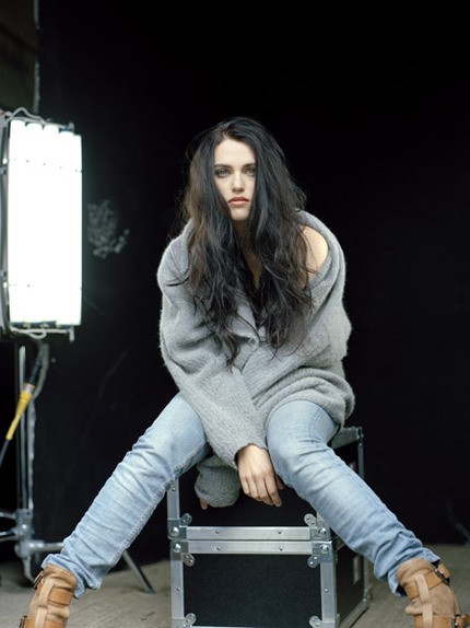 Katie McGrath Fotoğrafı