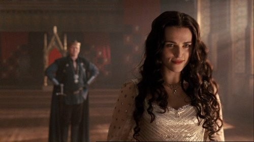 Katie McGrath Fotoğrafı